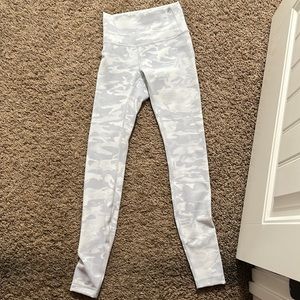 lululemon wunder under incognito camo jacquard alpine white starlight